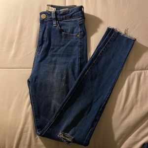 Skinny jeans